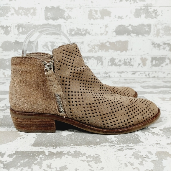 Dolce Vita Sofie Tan Suede Leather Side Zip Ankle Bootie K617 - Picture 5 of 11